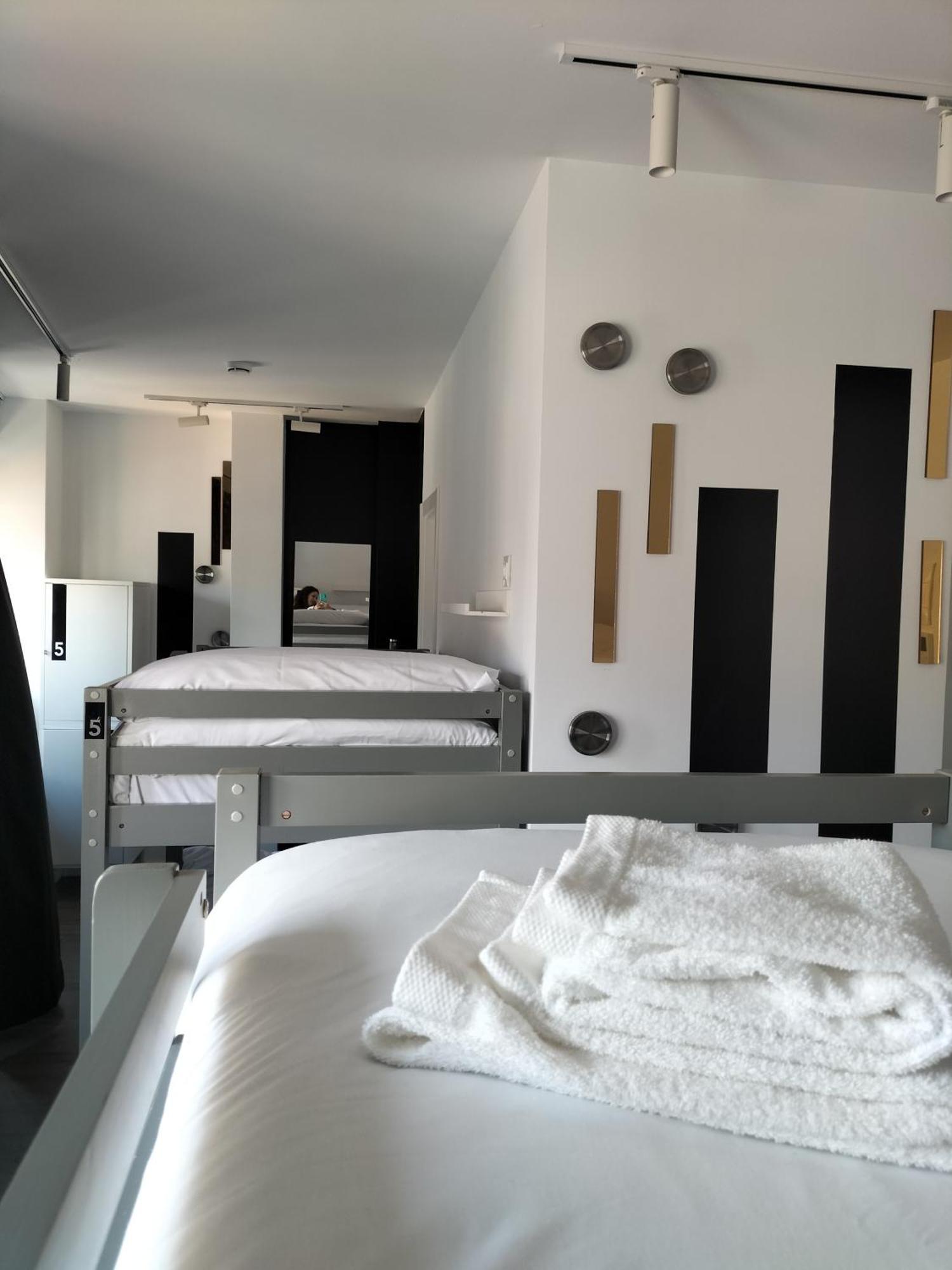 Hostel لقنت المظهر الخارجي الصورة