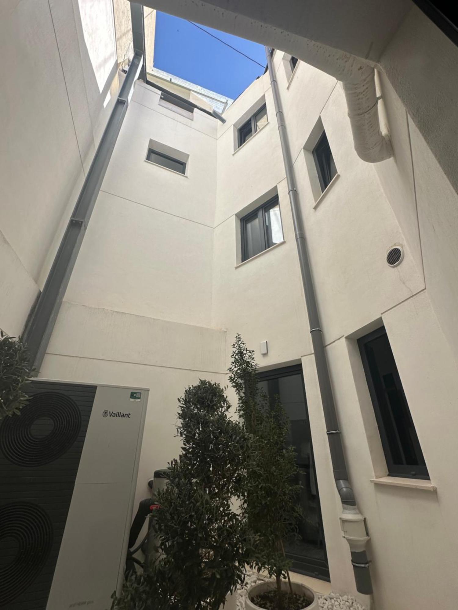 Hostel لقنت المظهر الخارجي الصورة
